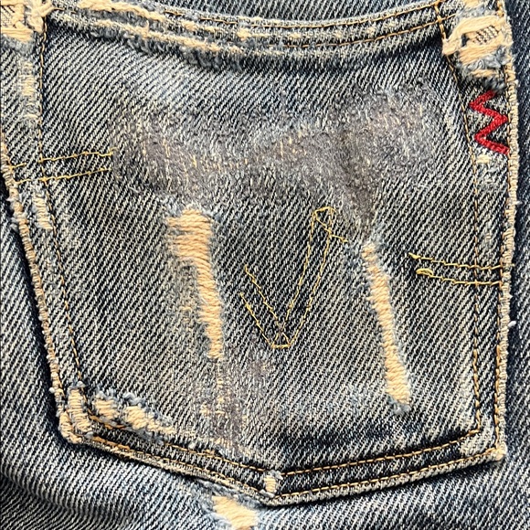 Men's Distressed Blue Jeans - Picture 6 of 7